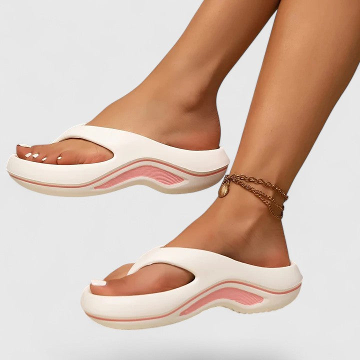 Lilly-Helene | Leichte Slip-on-Sandalen