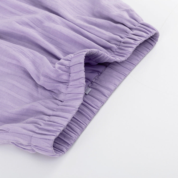 Greta-Theresa | Luftiges Set aus geknöpfter Bluse und Shorts