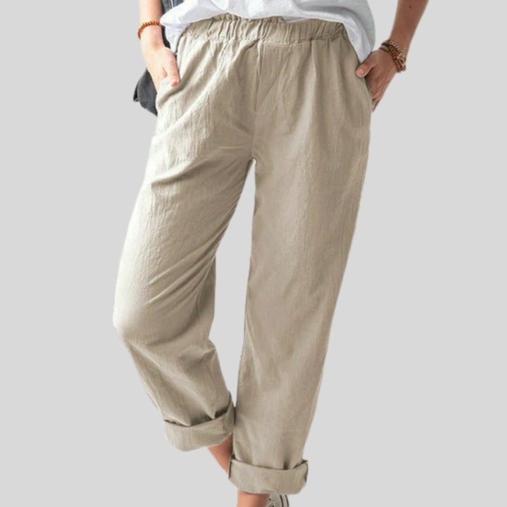 Laura-Ida | Hose mit weicher Struktur