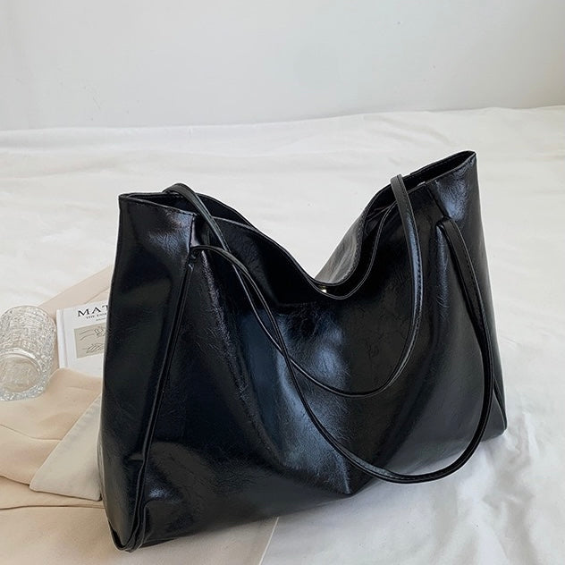 Lena-Paula | Glänzende Ledertasche