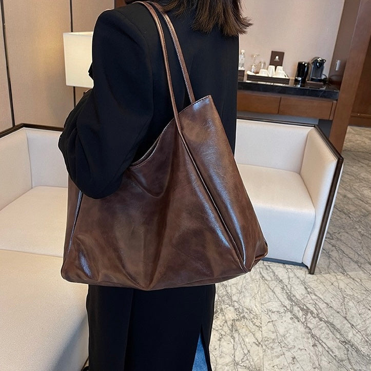 Lena-Paula | Glänzende Ledertasche