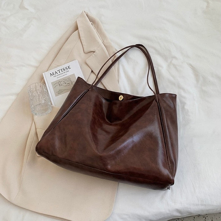 Lena-Paula | Glänzende Ledertasche