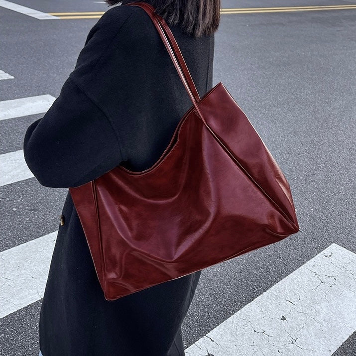 Lena-Paula | Glänzende Ledertasche
