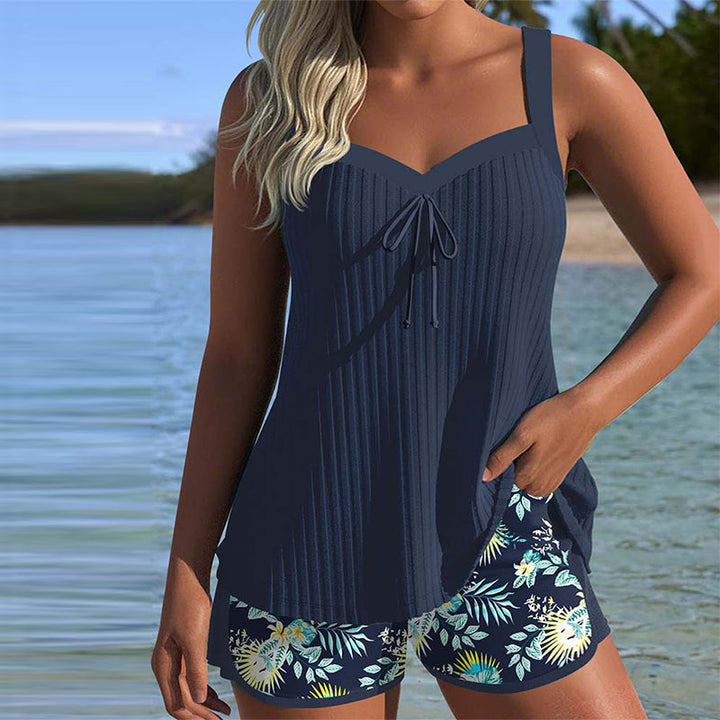 Mathilda-Lena | Zweiteiliger gestreifter Tankini mit Strandshorts