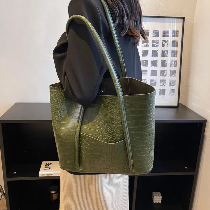 Hannah-Paula | Raffinierte Schultertasche