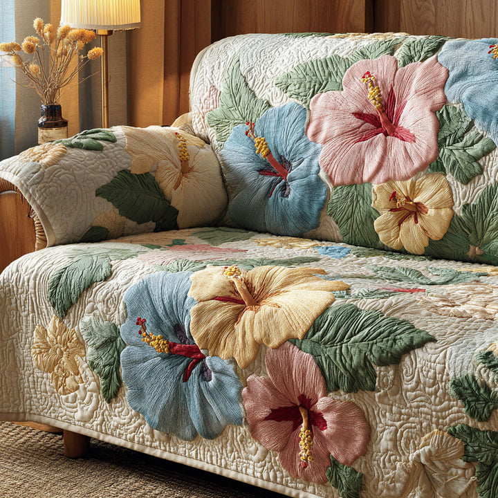 Gesteppter Sofabezug – Steppsofaüberzug mit Hibiskus