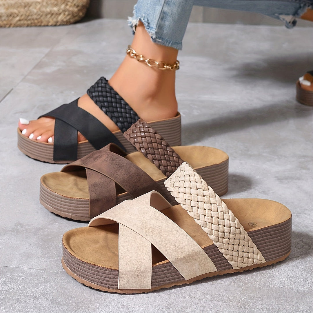 Maja-Elisabeth | Elegante geflochtene Sandalen
