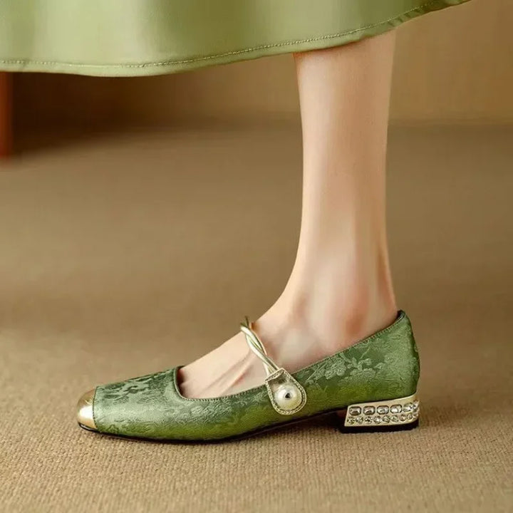 Frieda – Klassische Riemchenschuhe mit elegantem Look