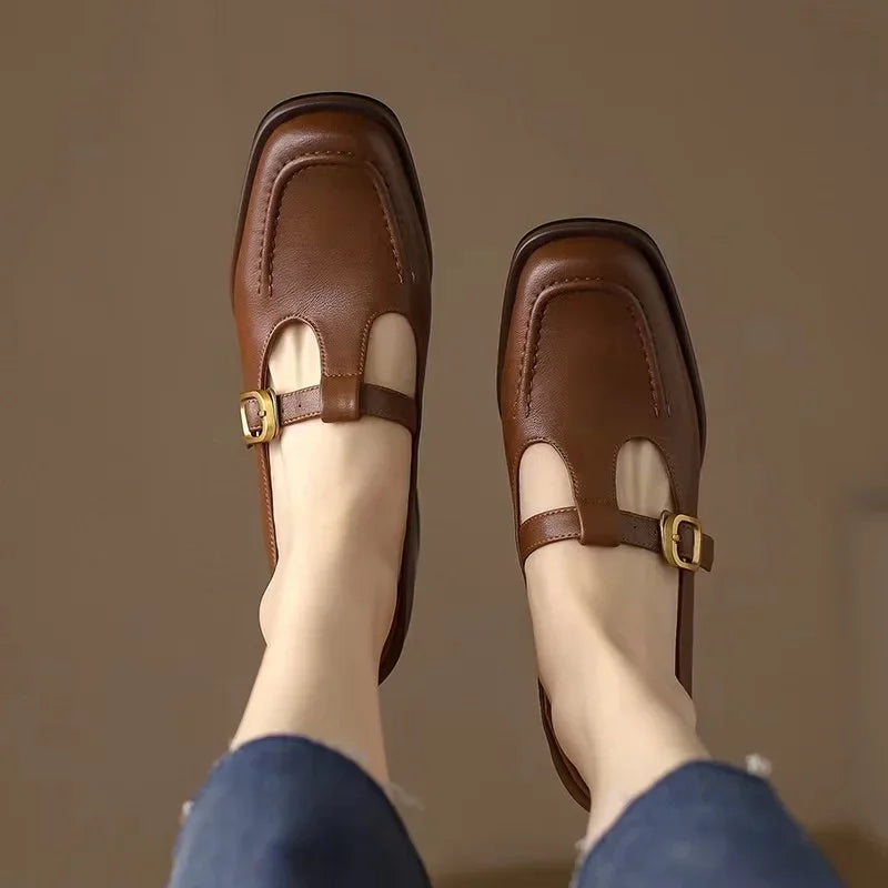 Emilia – T-Steg-Schuhe im Vintage-Stil