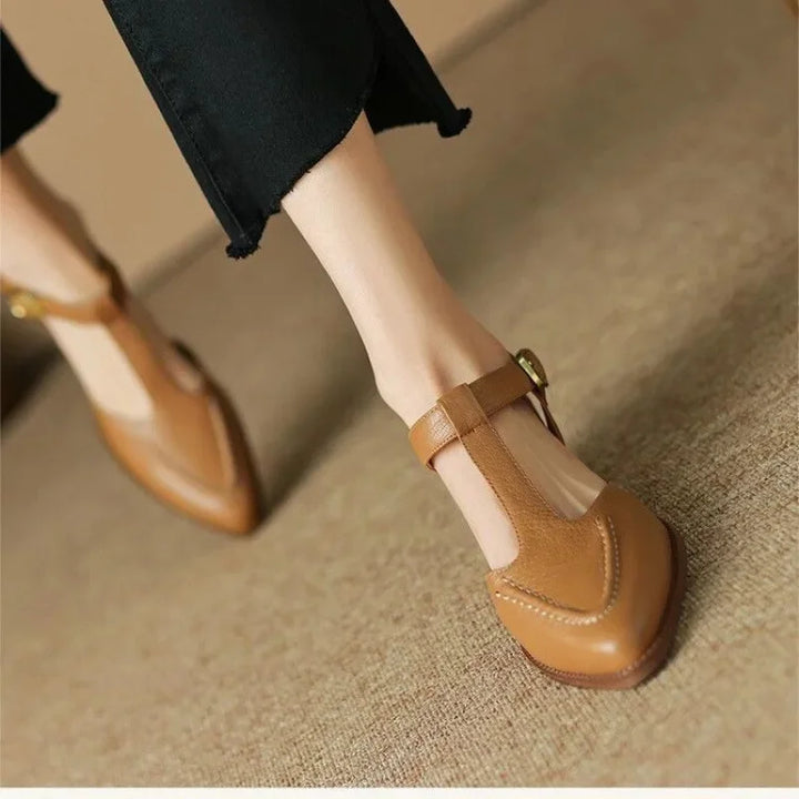 Hannah – Schuhe mit Schnalle