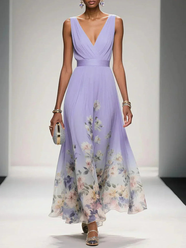 Paula | Maxikleid aus Chiffon mit Blumen hellblau und V-Ausschnitt