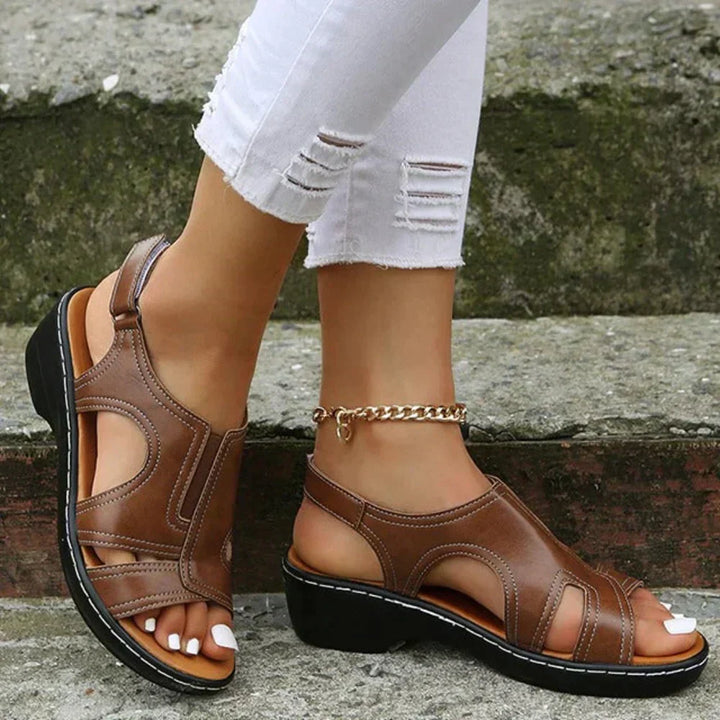 Lilly-Johanna | Orthopädische Sandalen mit Absatz