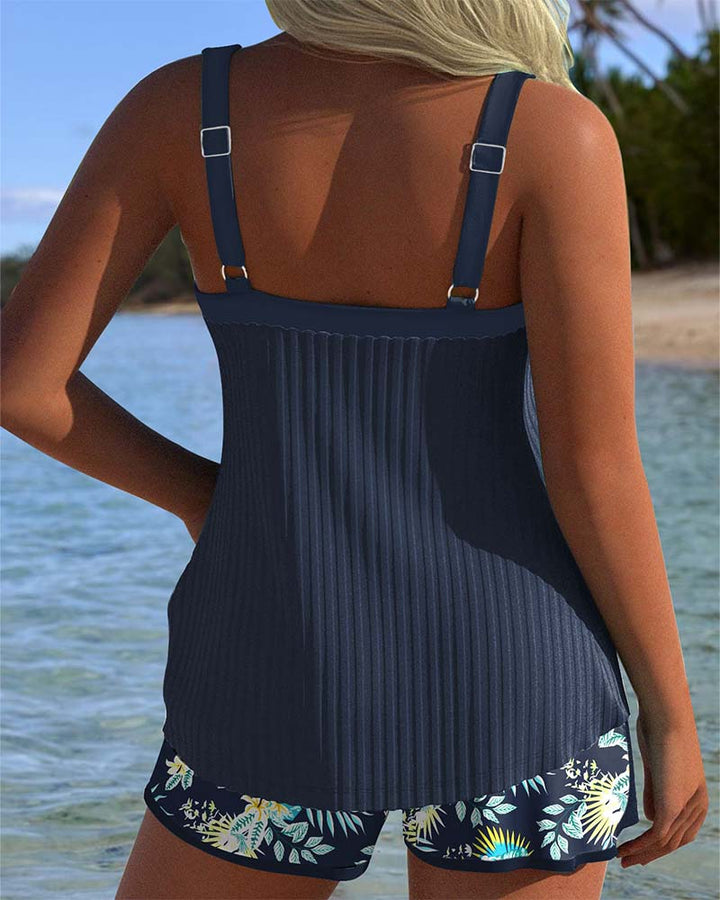 Mathilda-Lena | Zweiteiliger gestreifter Tankini mit Strandshorts