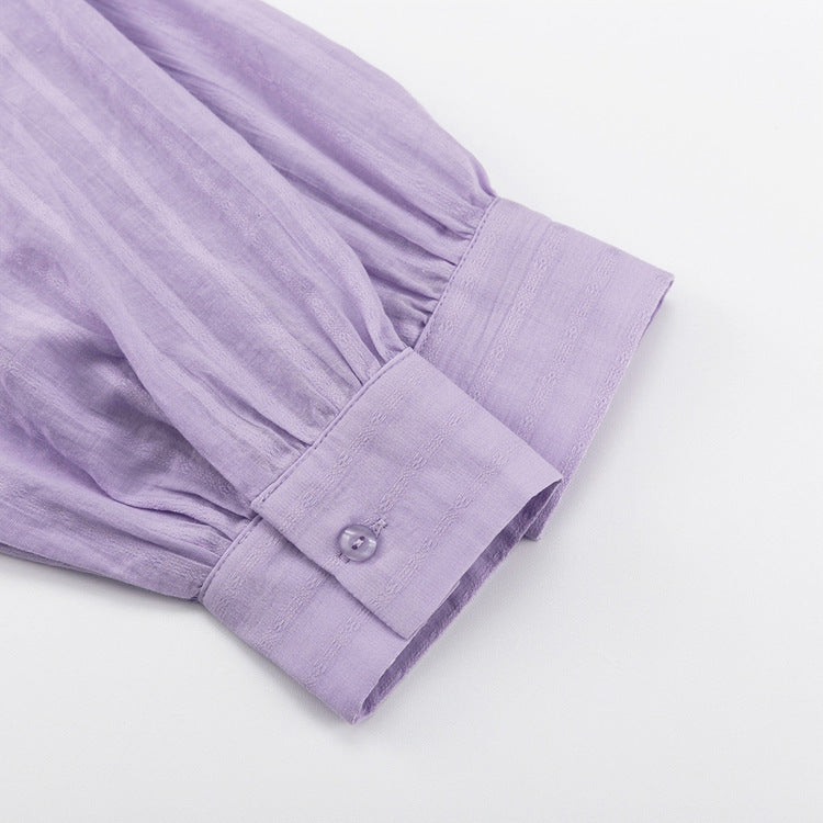 Greta-Theresa | Luftiges Set aus geknöpfter Bluse und Shorts