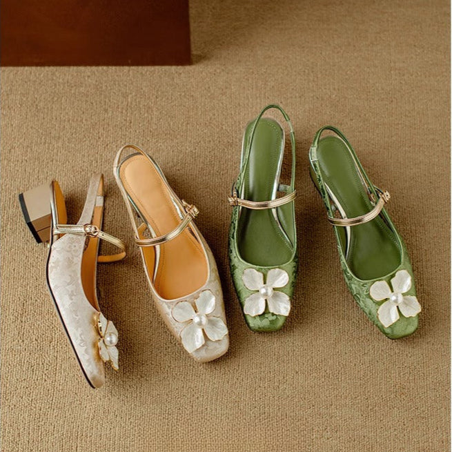 Mathilde – Elegante Damenschuhe mit floralem Detail